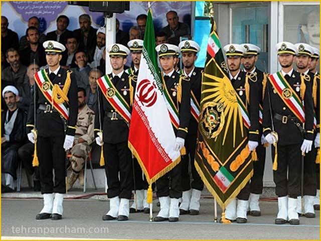 پرچم ایران در مراسم استقبال رسمی